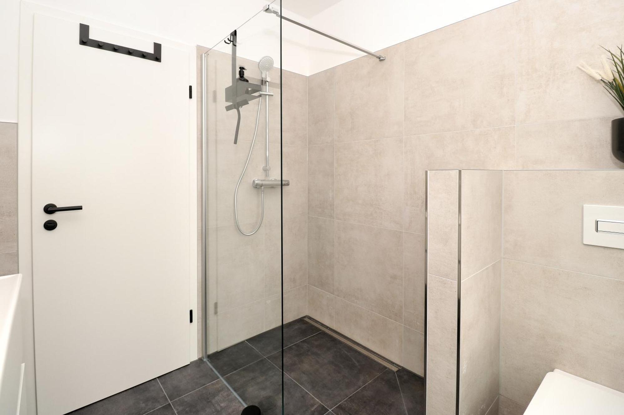 Lightplace - Moderne Apartments In Braunschweig - Balkon - Netflix - Am Kanal المظهر الخارجي الصورة